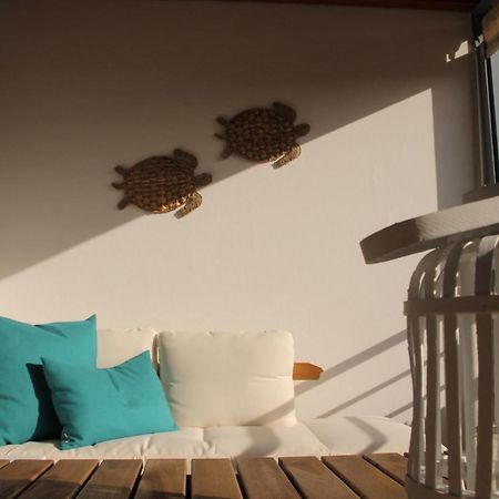 Relax And Unwind : Pool, Garden, Beach & City Lagos Exterior foto