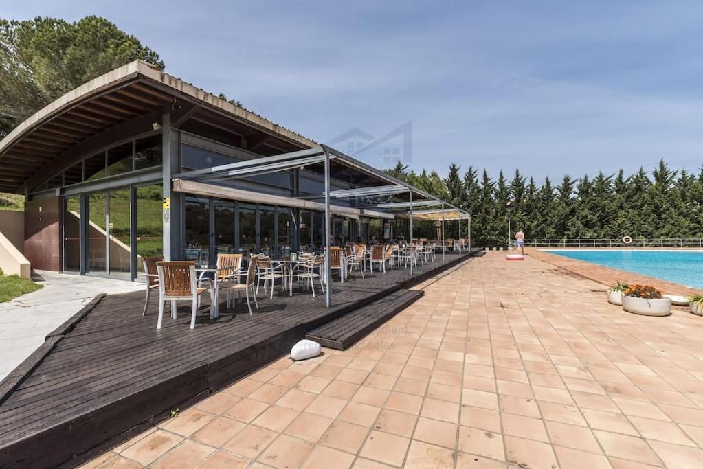 Relax And Unwind : Pool, Garden, Beach & City Lagos Exterior foto